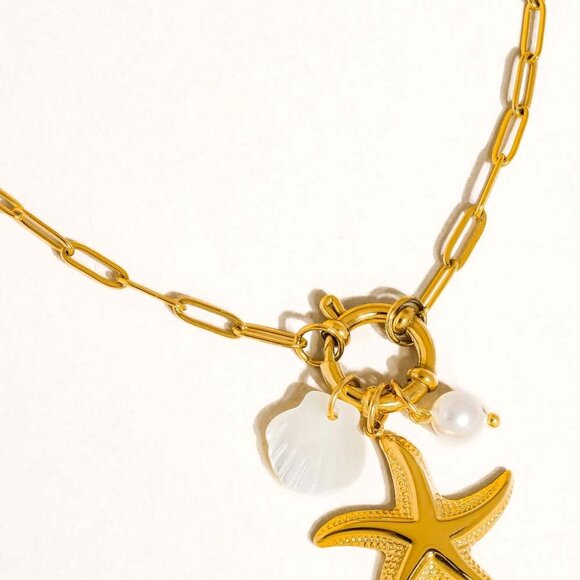 Sahara 18K Gold Non-Tarnish Summer Star and Shell Necklace - Picture 3 of 5